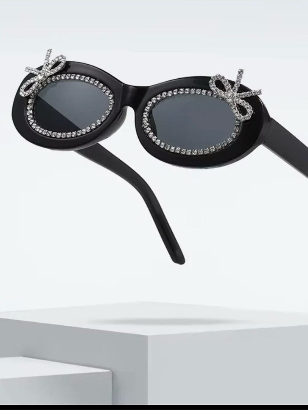 Rhinestone Bow Black Oval Sunglasses